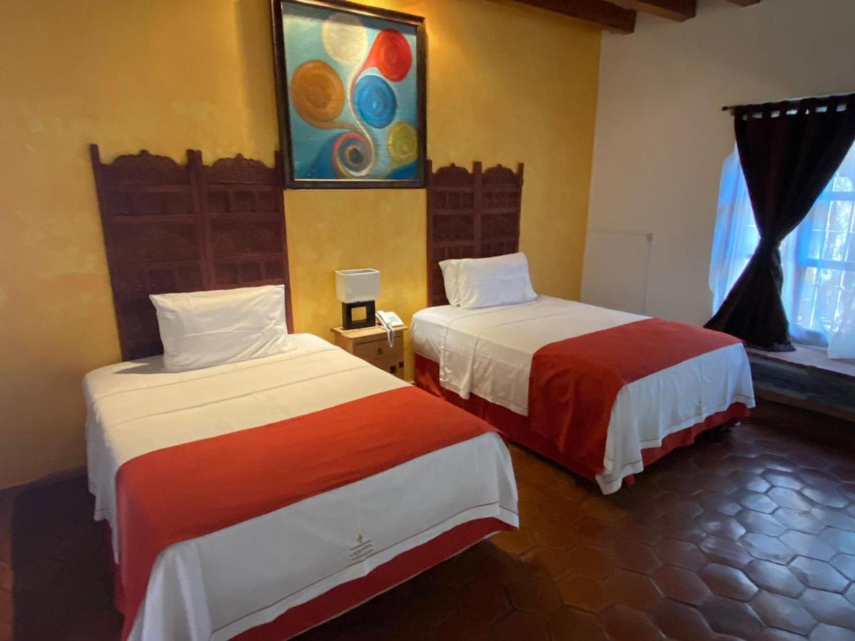 Отель La Joyita Cuernavaca (Adults Only) Экстерьер фото