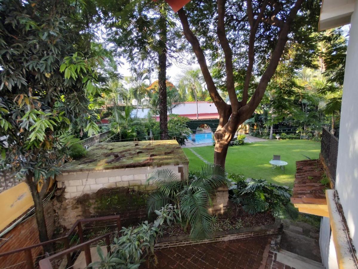 Отель La Joyita Cuernavaca (Adults Only) Экстерьер фото