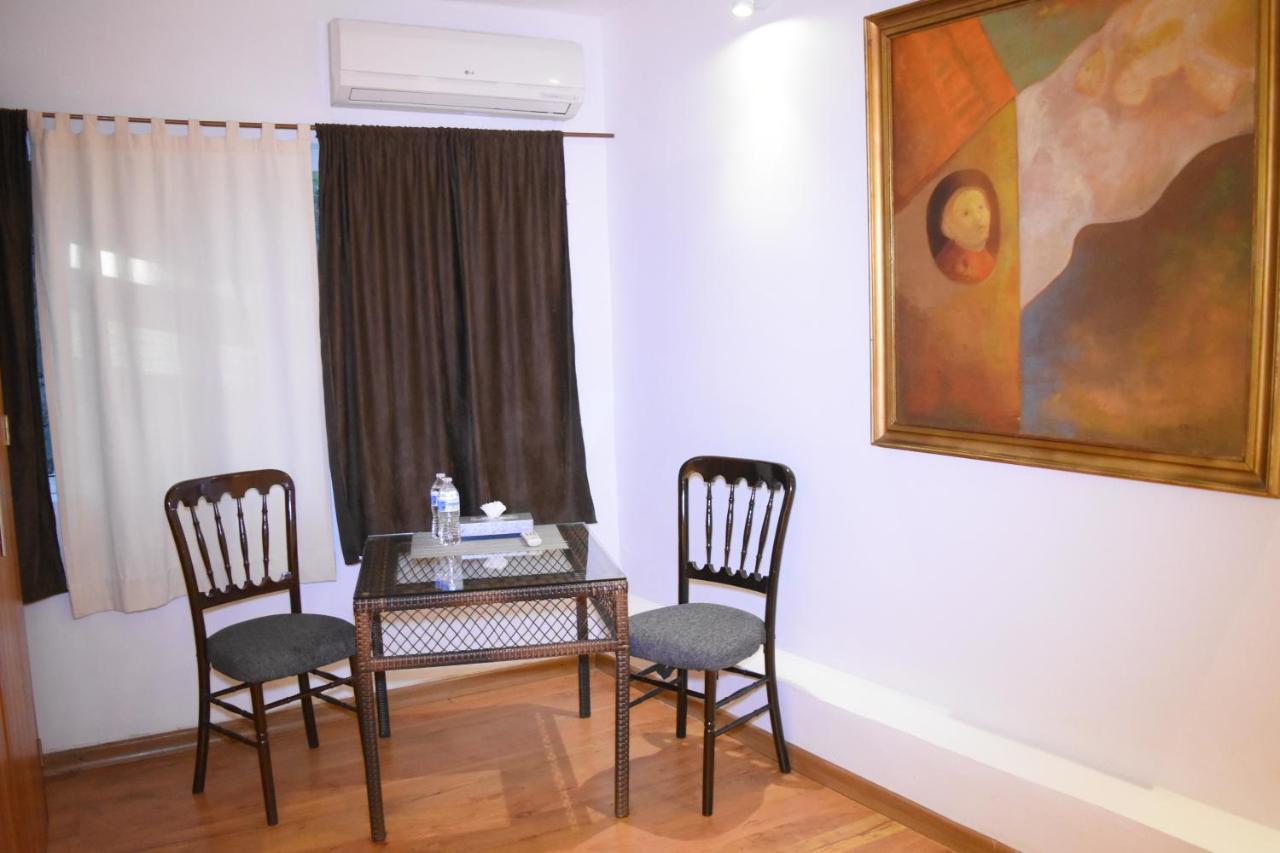 Отель La Joyita Cuernavaca (Adults Only) Экстерьер фото