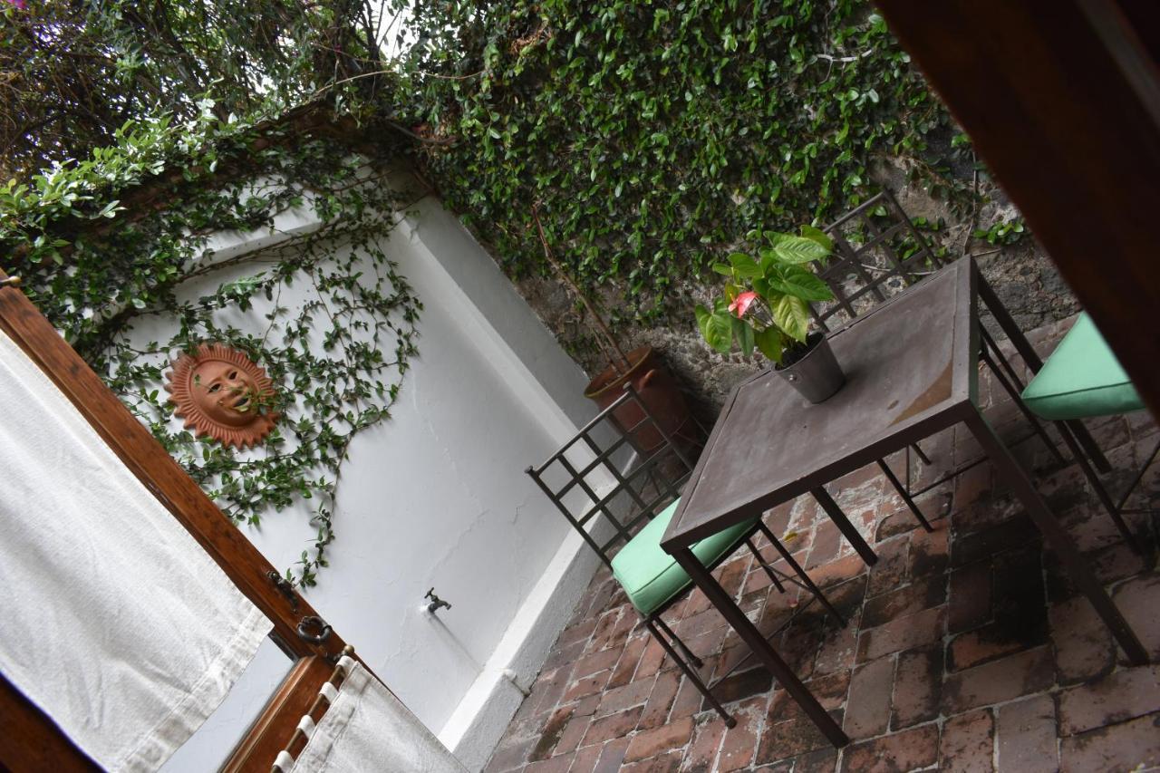Отель La Joyita Cuernavaca (Adults Only) Экстерьер фото